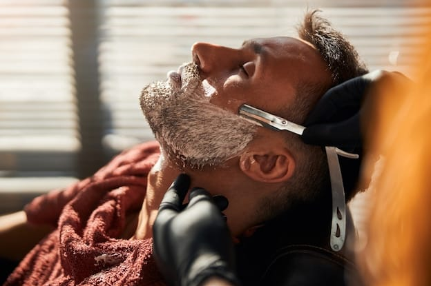 Afeitar barba